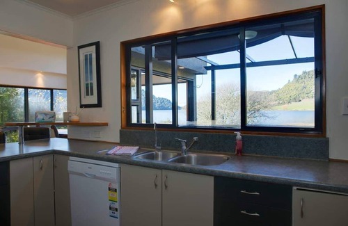 Lake Okareka Maison | Waterfront Escape