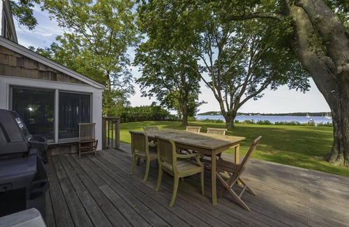 Coecles Harbor Maison | ÉTÉ SPÉCIAL 8975 $ pour le 17 au 30 juillet sur Shelter Island. DOCK DE 100 PIEDS