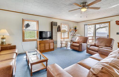 Swanton Maison | Waterfront Family Cottage on Lake Champlain