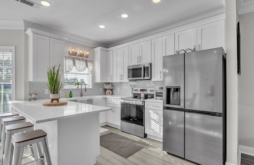 Starkville Maison | Waterfront Family-Friendly 4BR Home | Close to MSU & Downtown