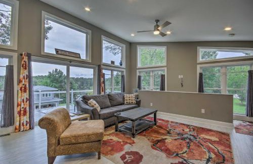 Greenwood Maison | Waterfront Greenwood Getaway with Deck and Grill!