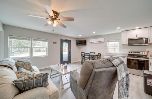 Grove Maison | Waterfront Grove Retreat with Dock Cedar Ridge