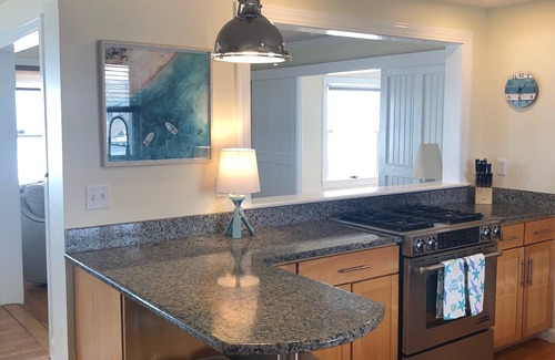 Scituate Maison | Waterfront home for family getaways