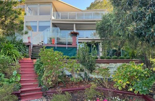 Oatley Maison | Waterfront Home In Oatley