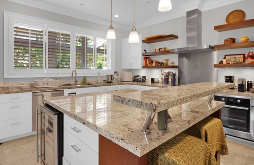 Nassau Maison | Waterfront Home in Old Fort Bay
