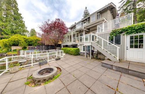 Bellingham Maison | Waterfront Home on Lake Samish with Hot Tub and Dock!