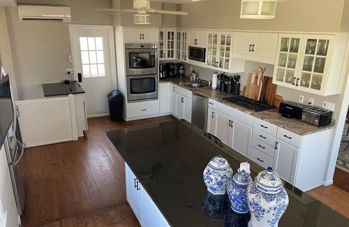 Branford Maison | Direct Waterfront Large Private Beach