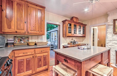 Mirror Lake Cabine | NOUVEAU! Highlands Home avec quai pour bateaux sur le lac Mirror!