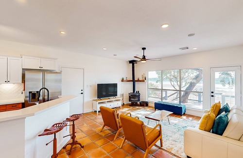 Lago Vista Maison | Waterfront home w/open layout kitchen, lg deck, W/D, Private dock with kayaks,