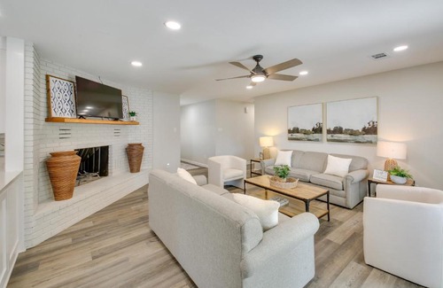 Hot Springs Maison | Waterfront Hot Springs Home with Dock and Porch!