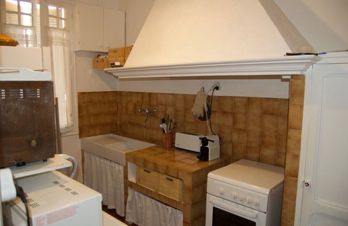 Saint-Cyr-sur-Mer Maison | Maison pieds dans l 'eau dans le prolongement de la plage des Lecques .