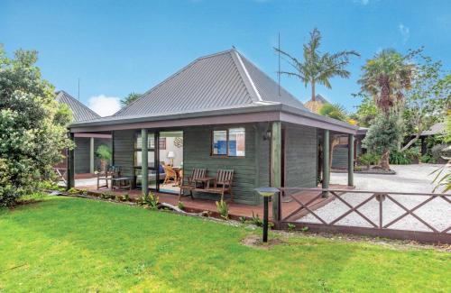 Tairua Maison | Waterfront island-style 1-bdrm superior Villa