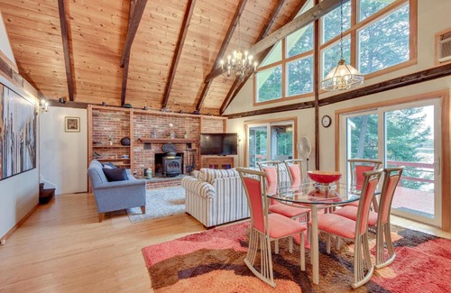 Lake Arrowhead Maison | Waterfront Lake Arrowhead Cabin with Dock and Fire Pit