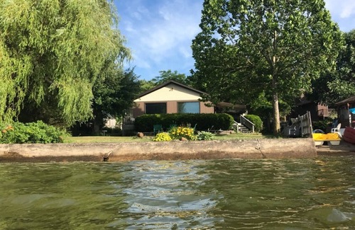 Pulaski Maison | Maison au bord du lac (Sandy Pond, lac Ontario)