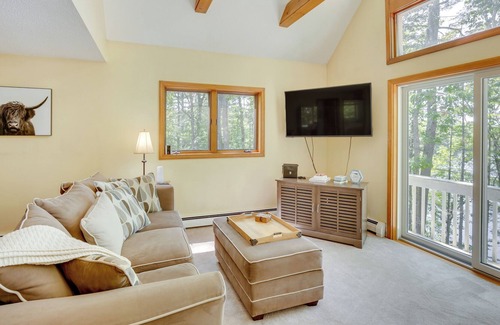 Lake Arrowhead Maison | Waterfront Lake Arrowhead Home w/ Dock!