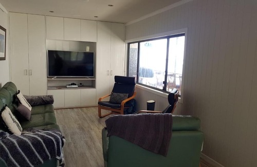 Corlette Appartement | Waterfront Location - 2 Bed Apartment in Corlette, Port Stephens - Sleeps 4