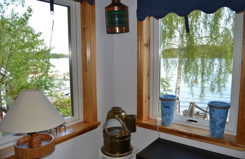 Varmdo Cottage | Lieu de Waterfront dans le quartier calme, chaloupes inclus, l'archipel de Stockholm