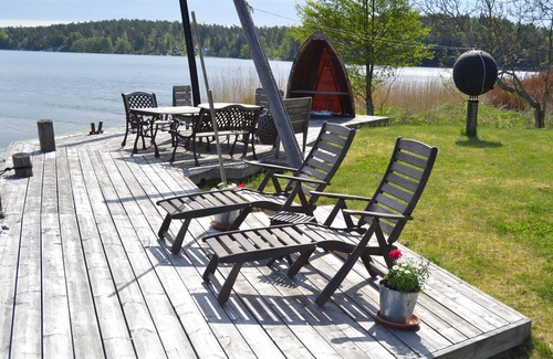 Varmdo Cottage | Lieu de Waterfront dans le quartier calme, chaloupes inclus, l'archipel de Stockholm