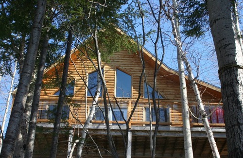 Glovertown Chalet De Ski | Voir Log Chalet Wells and Retreat - Ouvert à l'année