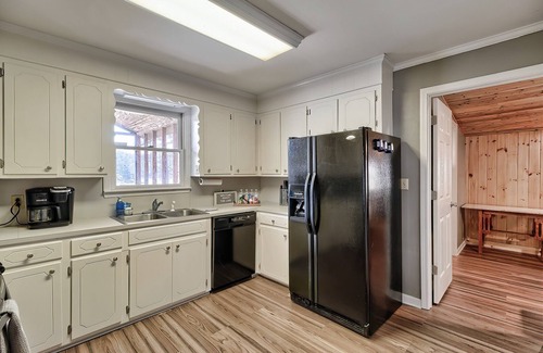 Ridgeway Maison | Waterfront/ Lower Dam/ Stunning Lake Wateree views! Near Buckhill Landing/Lugoff