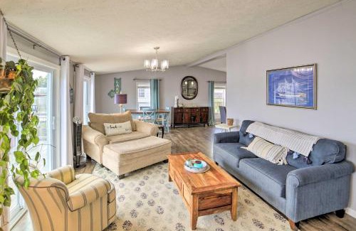 Michigan Center Maison | Waterfront Michigan Center Home with Boat Dock!