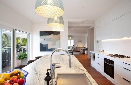 Northwood Maison | Waterfront Northwood (IH) - Stunning waterfront home with jetty, 5 bedrooms and an outdoor area perfect for entertaining.