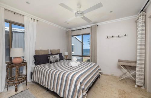 Anna Bay Maison | Waterfront Ocean Cottage