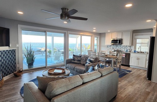 Anglesea Copropriété | Waterfront Ocean & Bay, "New" No steps, Peaceful Views / 7+ Night Discounts