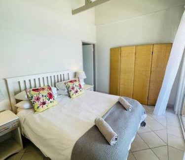 Selection Beach Appartement | Waterfront Ocean Views