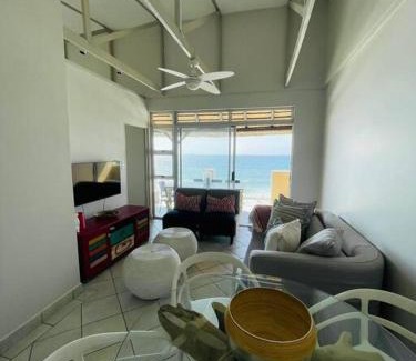 Selection Beach Appartement | Waterfront Ocean Views