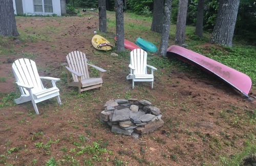 Windham Appartement | Waterfront on Little Sebago Lake and dog friendly!