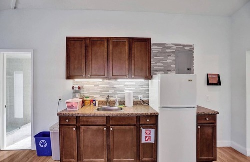 Dolphin Isles Maison | Waterfront | Pool | Game Room