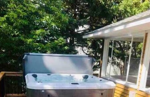 Disraeli Chalet De Ski | Waterfront Private Dock 10 people