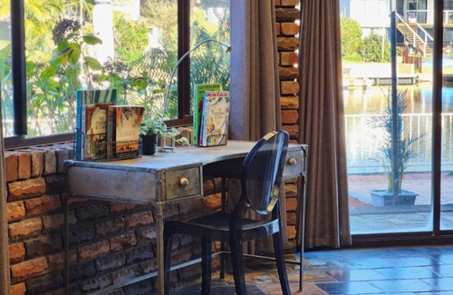 Sussex Inlet Maison | Waterfront Property With A Jetty