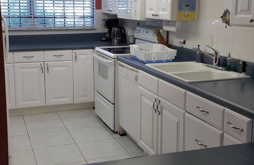 Bahamia West Maison | Waterfront Property 2 chambres 2. 5 salles de bain retraite d'hiver aux Bahamas