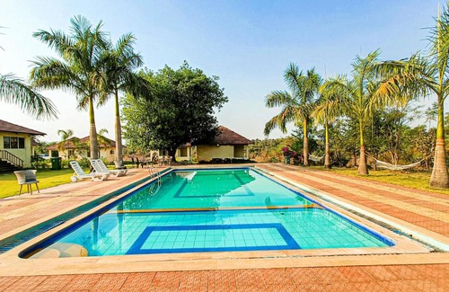 Vada Maison | Waterfront Resort in Mumbai