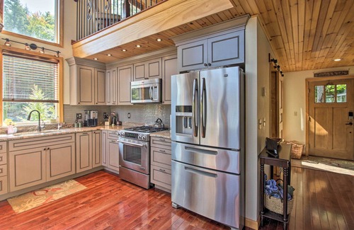 Gilmanton Maison | Waterfront Retreat w/ Private Dock & Beach Area!