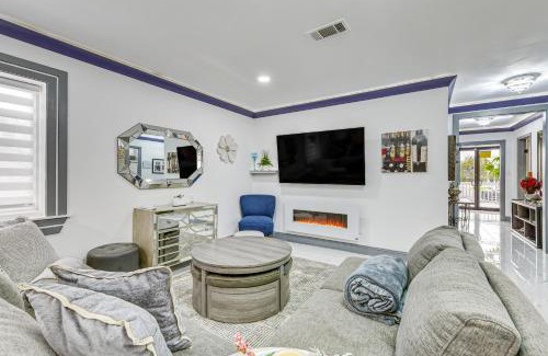 Slidell Maison | Waterfront Slidell Home with Patio 3 Mi to Beach!