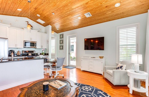 Stuart Cottage | Waterfront Stuart Oasis w/ Hot Tub & Dock!