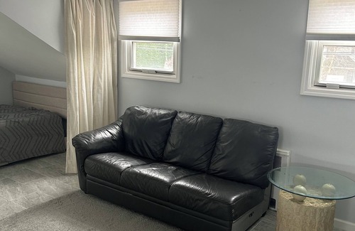 Massapequa Appartement | Waterfront Studio With Private Keypad Entry in Massapequa!