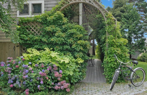 Kennebunkport Maison | Waterfront, Only 1 Week Left, Summer 25', K'Port Goose Rocks Beach