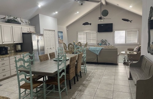 Port Lavaca Maison | Super Spacious - Private Pier - Le rêve du pêcheur!
