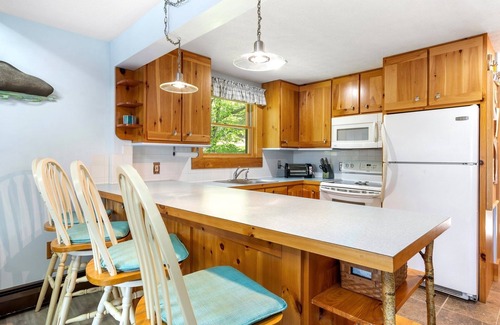 Lyman Maison | Waterfront w/ Kayak's, SUP's and Ping Pong Table!