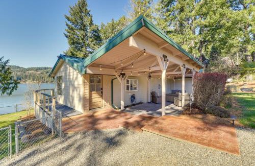 Olympia Maison | Waterfront Washington Getaway with Hot Tub and Deck!