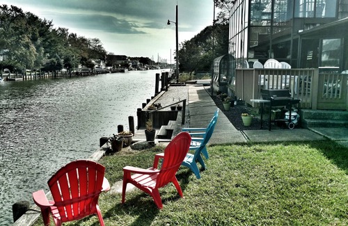 Lanoka Harbor Maison | Bord de l'eau avec une énorme cloison, à quelques minutes de la baie et de la plage, Kayaker's Paradise