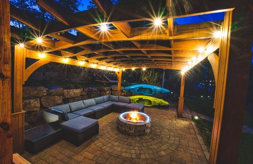 Laconia Maison | Waterfront with Fire Pit, Pergola, close to gunstock and Downtown