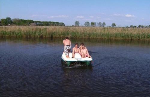 Feerwerd Cabine | Waterhut 1 Aduarderzijl