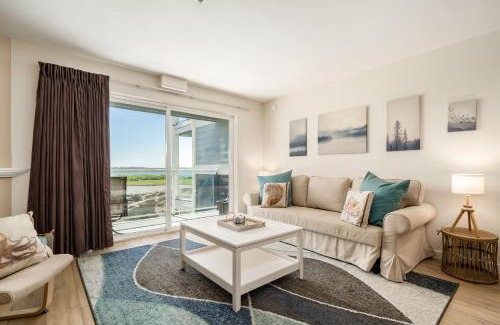Lincoln City Maison | Waters Edge 103