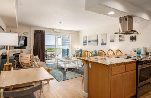 Lincoln City Maison | Waters Edge 103