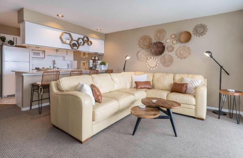 Lincoln City Maison | Waters Edge 304